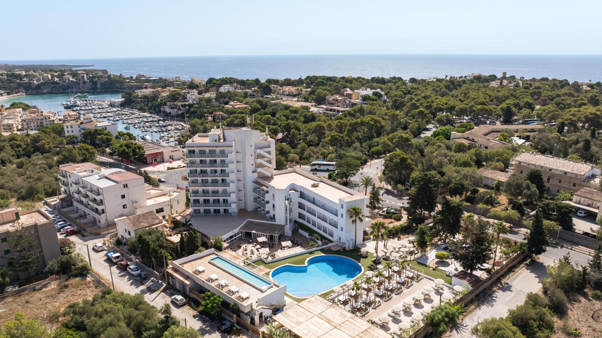 Hotel Ankaa - Adults Only Porto Cristo Exterior foto